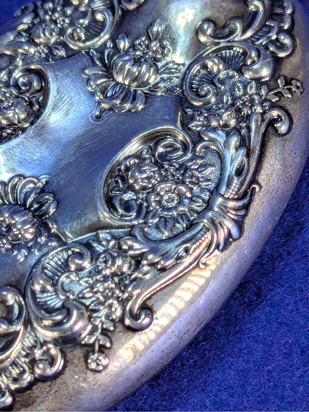 Antique Sterling Silver Repousse Perfume Scent Flask Floral Victorian Revival - Picture 2 of 11